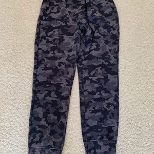 Lululemon Ready to Rulu crop jogger